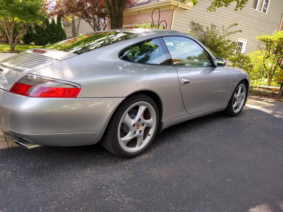 1999 Porsche 996 Carrera - Image 14 of 31