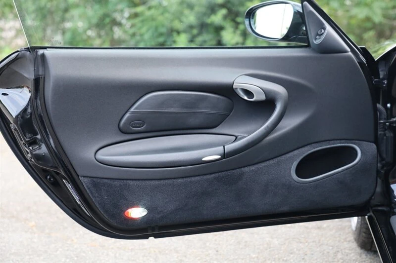 1999 Porsche 996 Carrera - Image 14 of 31