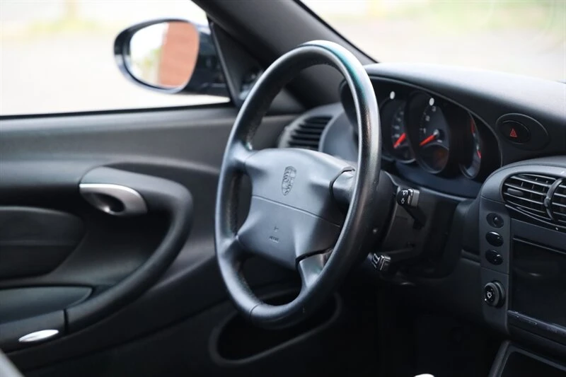 1999 Porsche 996 Carrera - Image 21 of 31