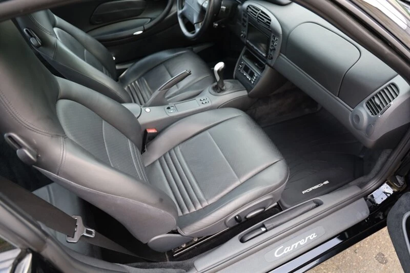 1999 Porsche 996 Carrera - Image 24 of 31