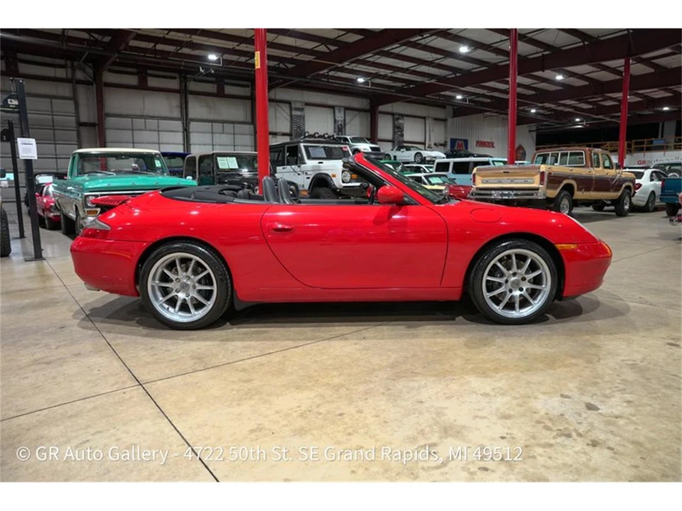1999 Porsche 996 Carrera - Image 10 of 31