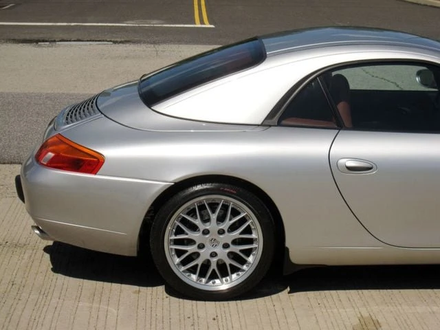 1999 Porsche 996 Carrera - Image 12 of 31