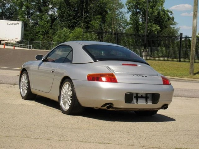 1999 Porsche 996 Carrera - Image 14 of 31