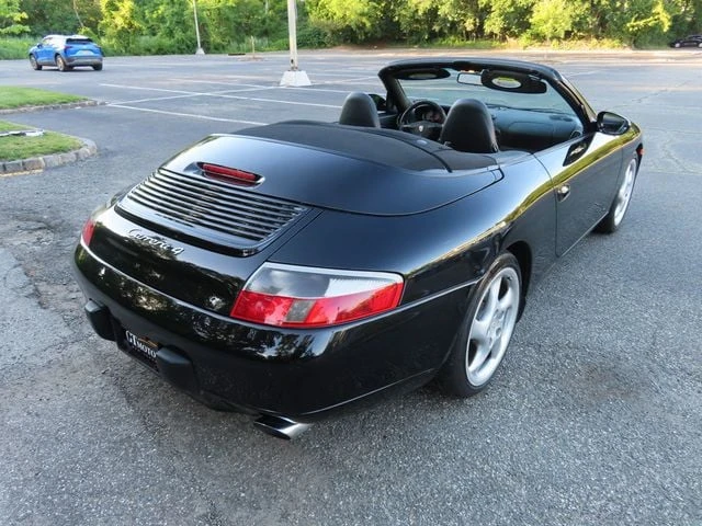 1999 Porsche 996 Carrera - Image 10 of 31
