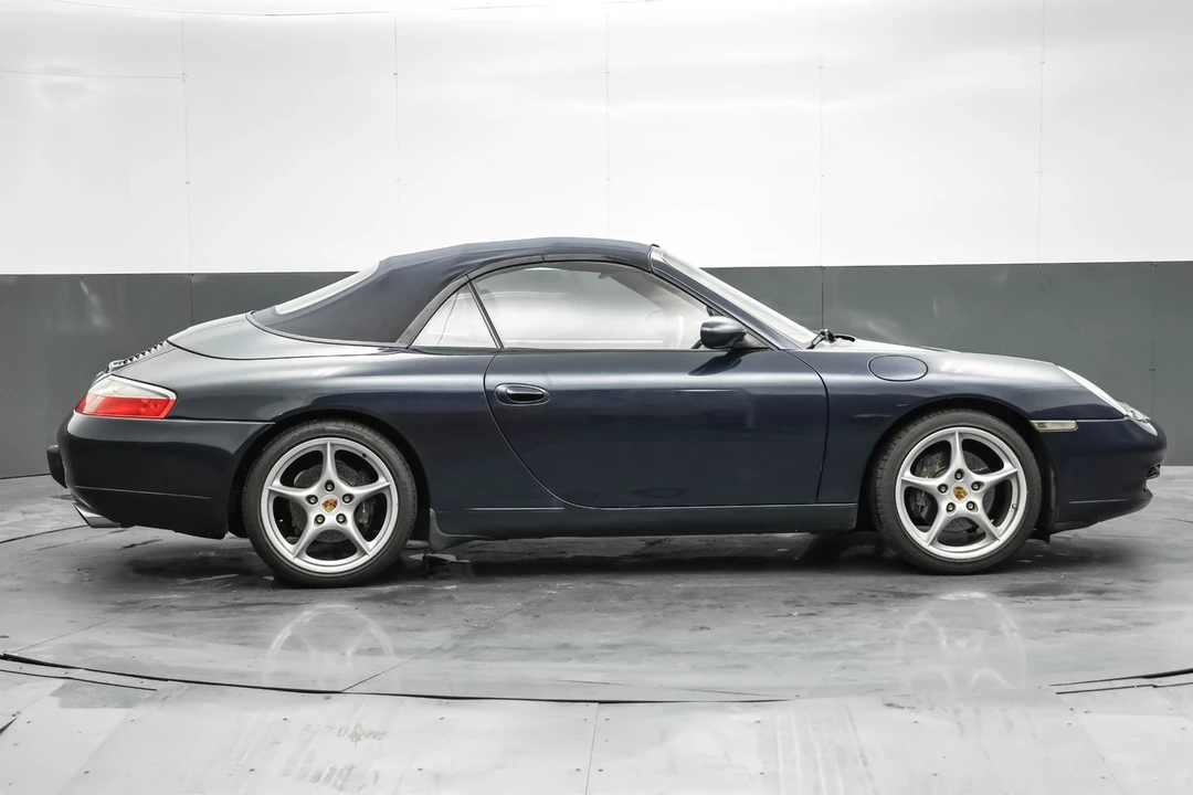 1999 Porsche 996 Carrera - Image 11 of 21
