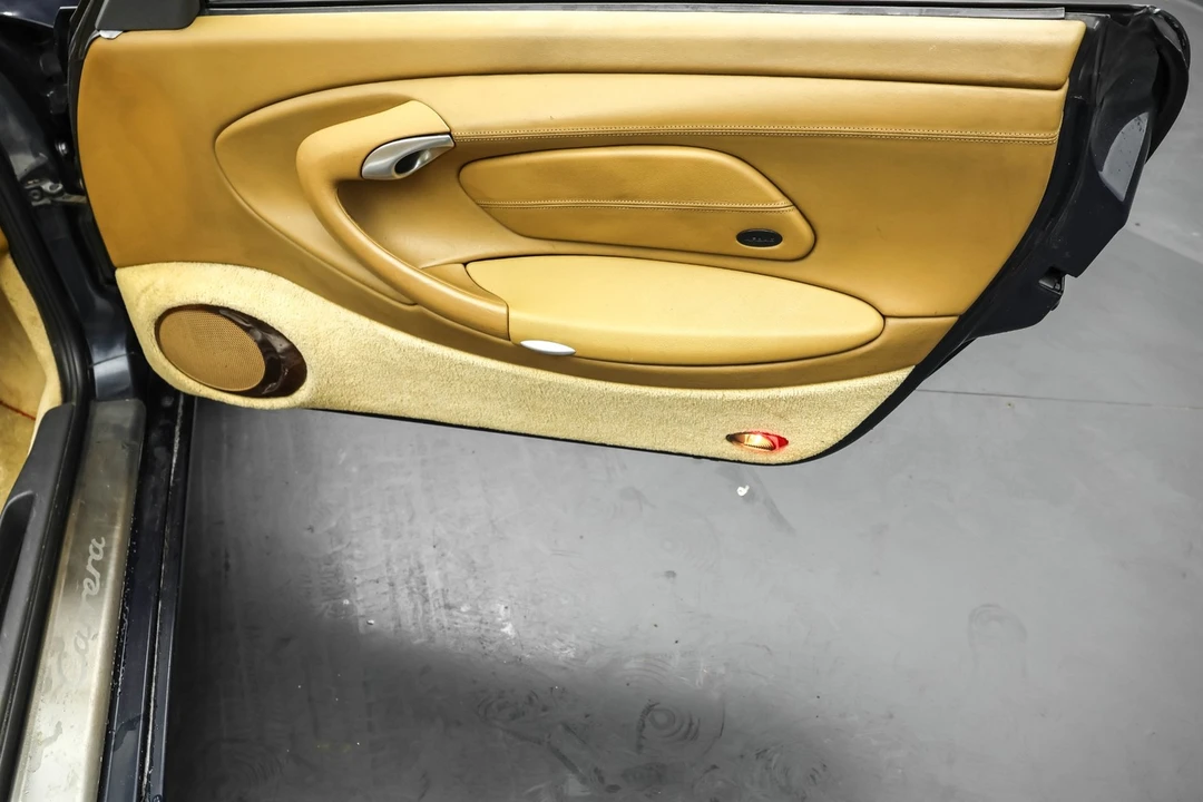 1999 Porsche 996 Carrera - Image 19 of 21