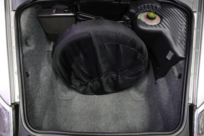 1999 Porsche 996 Carrera - Image 28 of 31