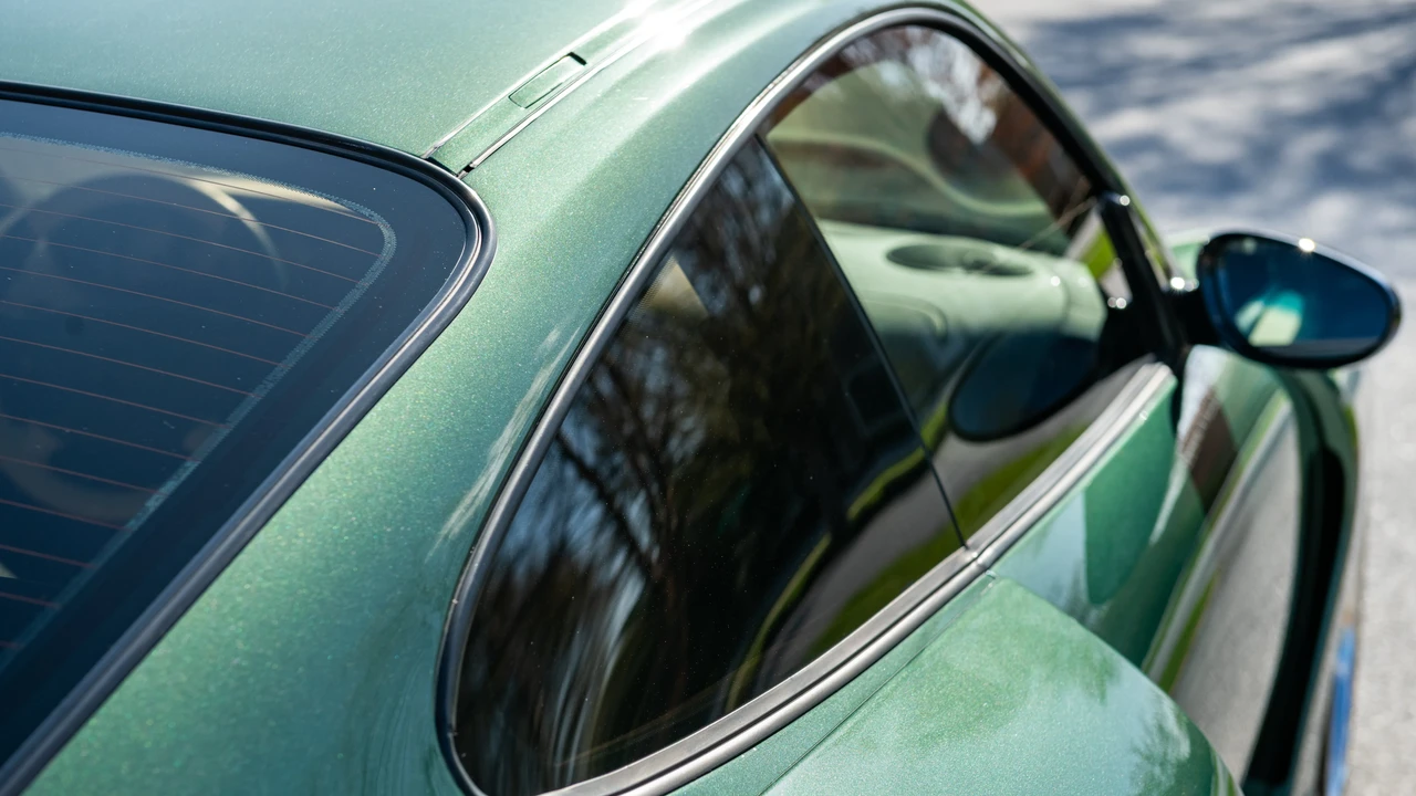 1999 Porsche 996 Carrera - Image 28 of 31
