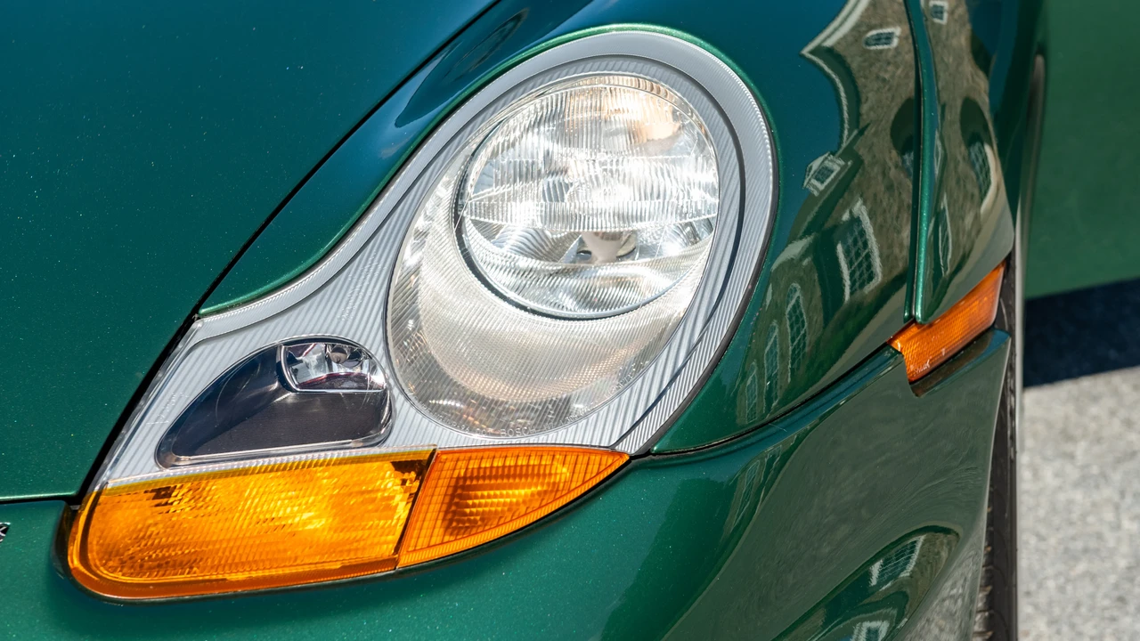 1999 Porsche 996 Carrera - Image 20 of 31