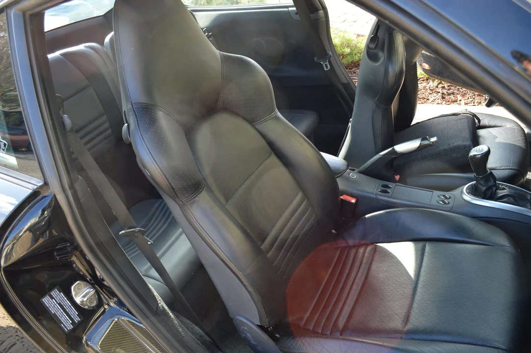 1999 Porsche 996 Carrera - Image 13 of 31