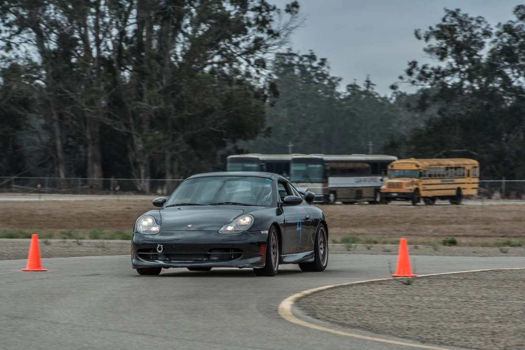 1999 Porsche 996 Carrera - Image 23 of 31