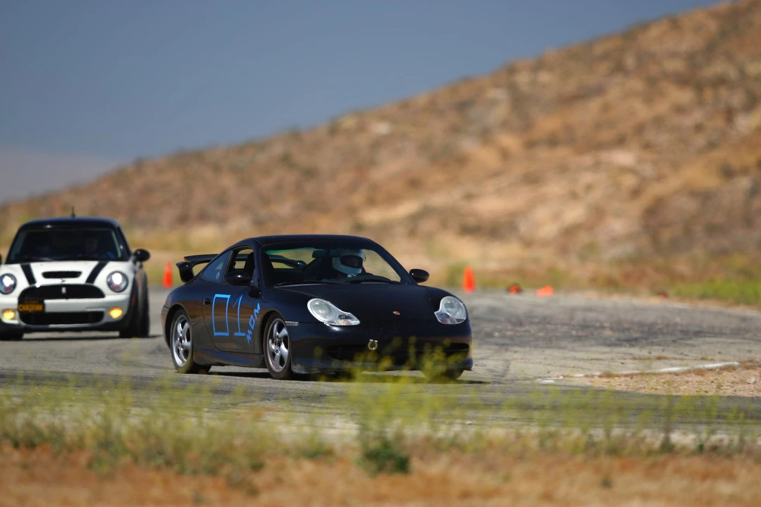 1999 Porsche 996 Carrera - Image 29 of 31