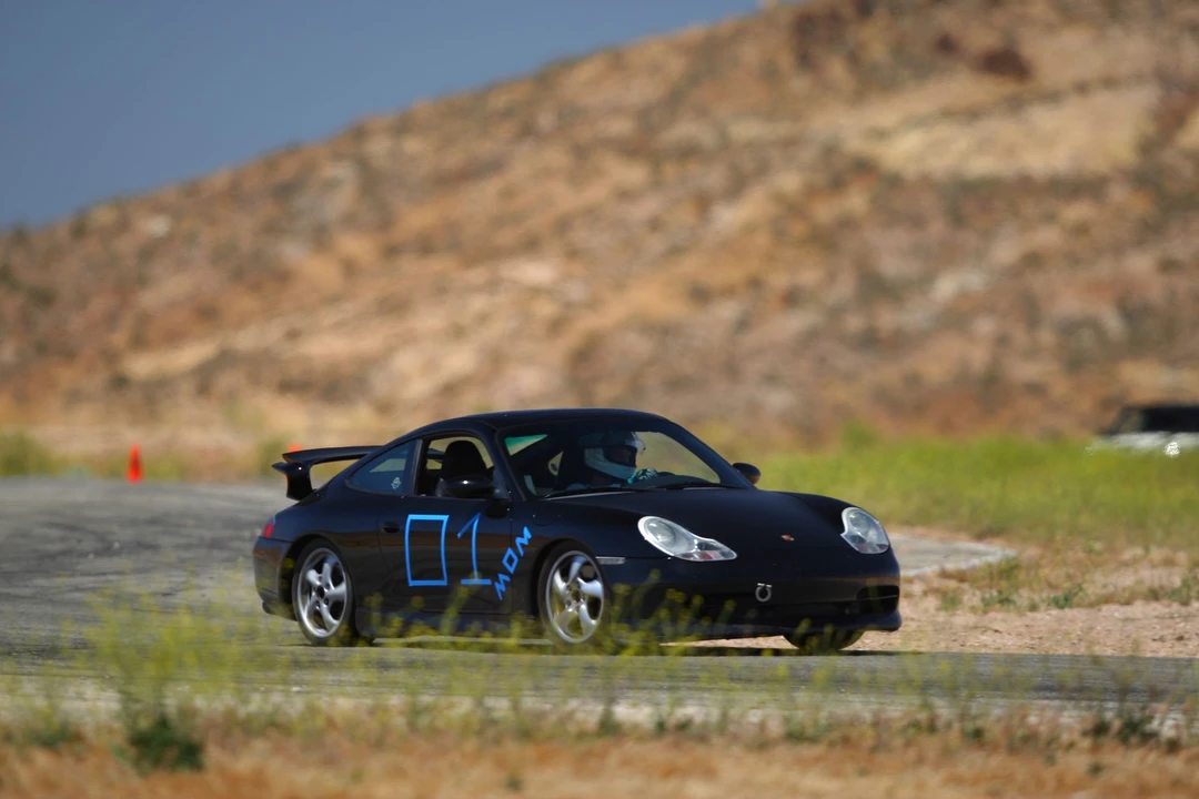 1999 Porsche 996 Carrera - Image 30 of 31