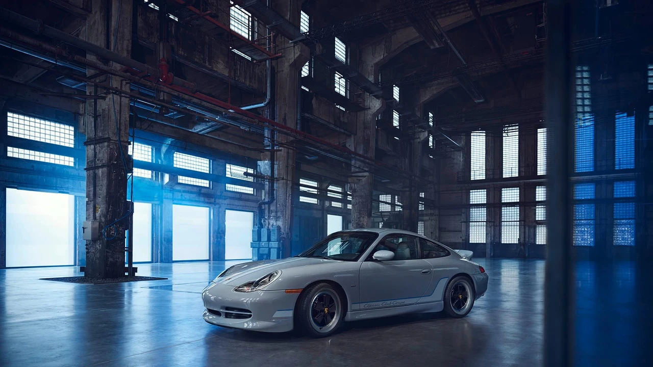 1999 Porsche 911 - Image 2 of 31