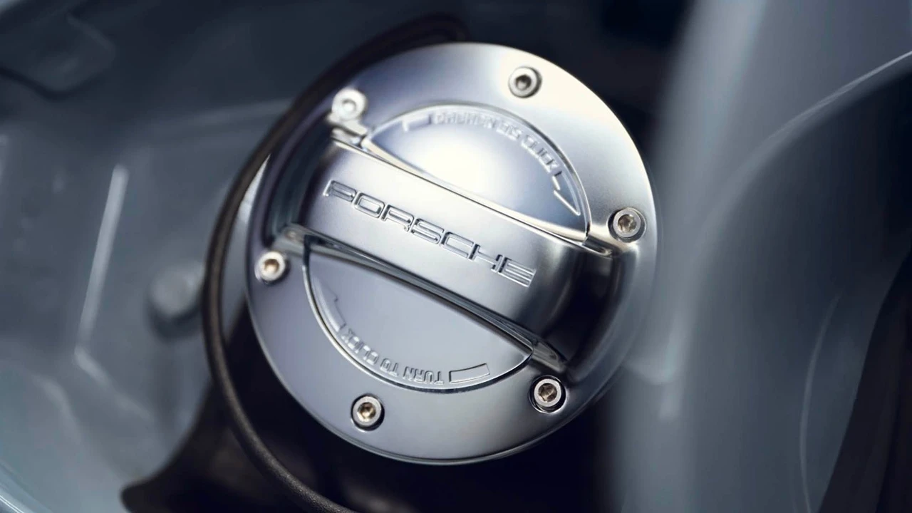 1999 Porsche 911 - Image 20 of 31