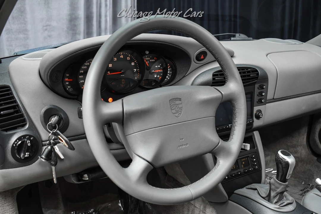 1999 Porsche 996 Carrera - Image 9 of 31