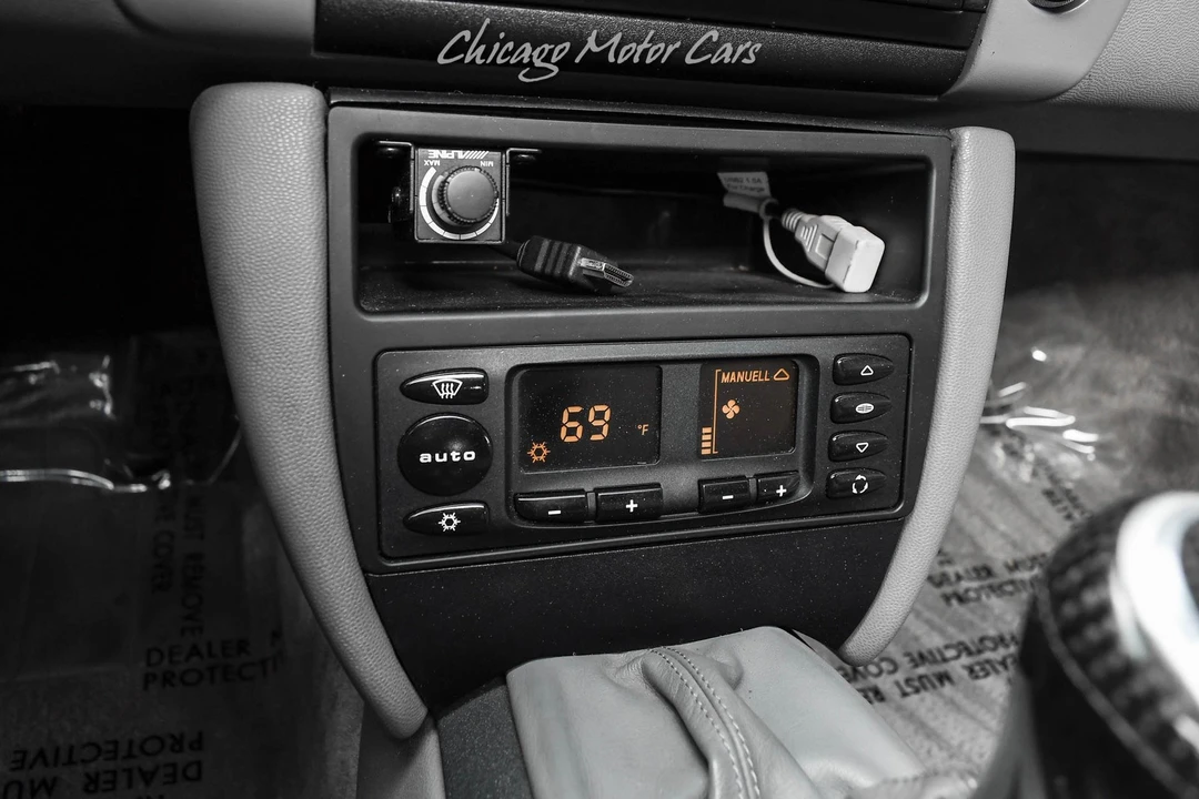 1999 Porsche 996 Carrera - Image 13 of 31