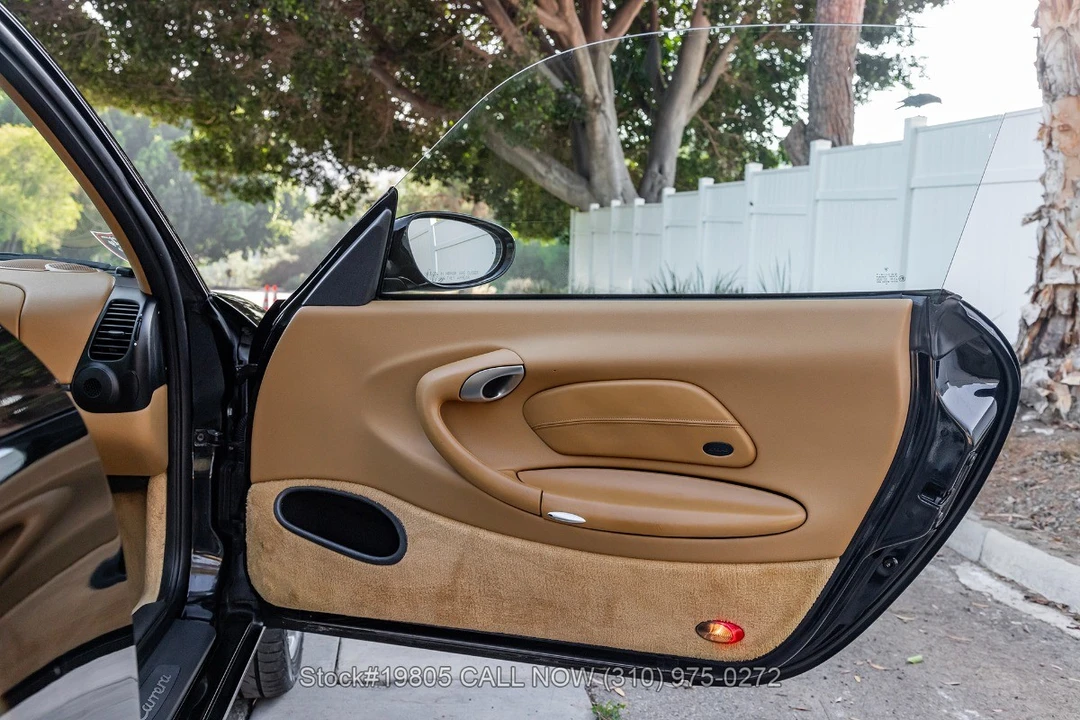 1999 Porsche 996 Carrera - Image 29 of 31