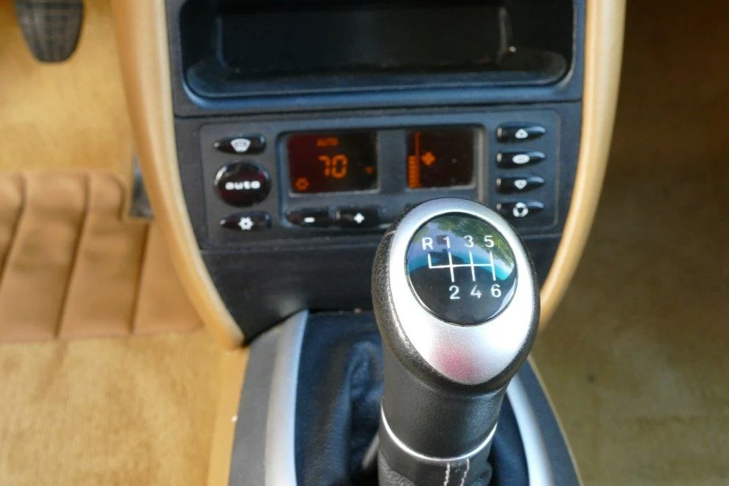 1999 Porsche 996 Carrera - Image 30 of 31