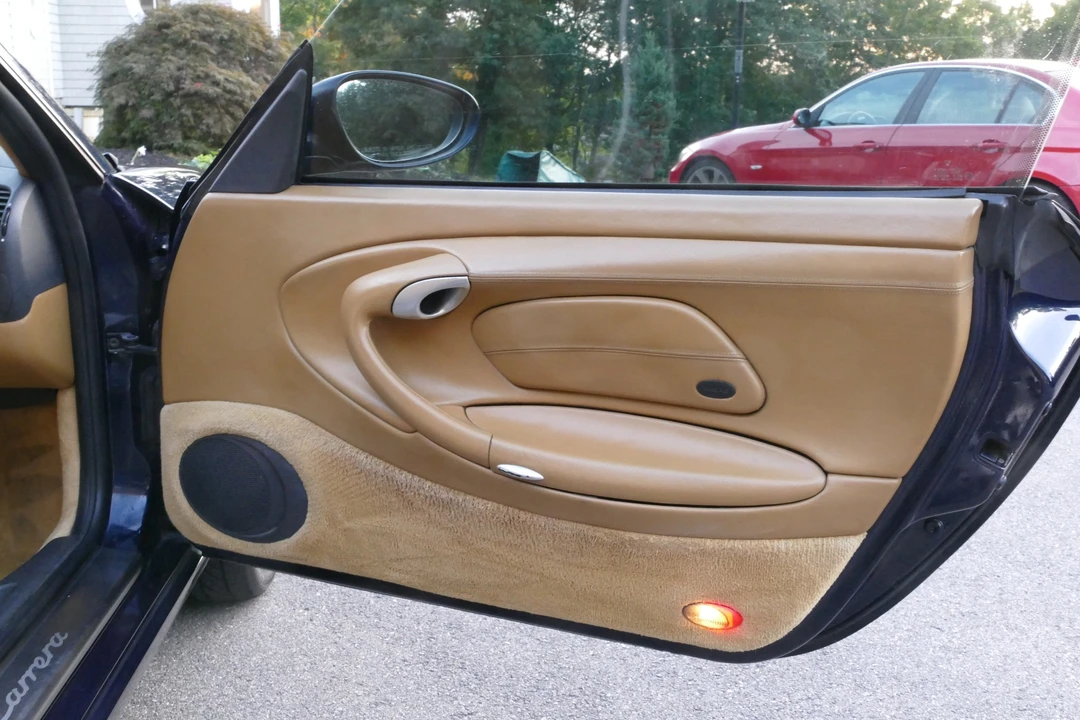 1999 Porsche 996 Carrera - Image 20 of 31