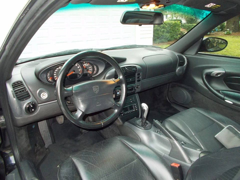 1999 Porsche 996 Carrera - Image 30 of 31