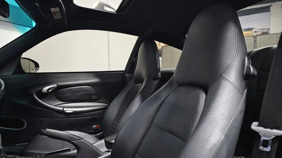 1999 Porsche 996 Carrera - Image 13 of 17