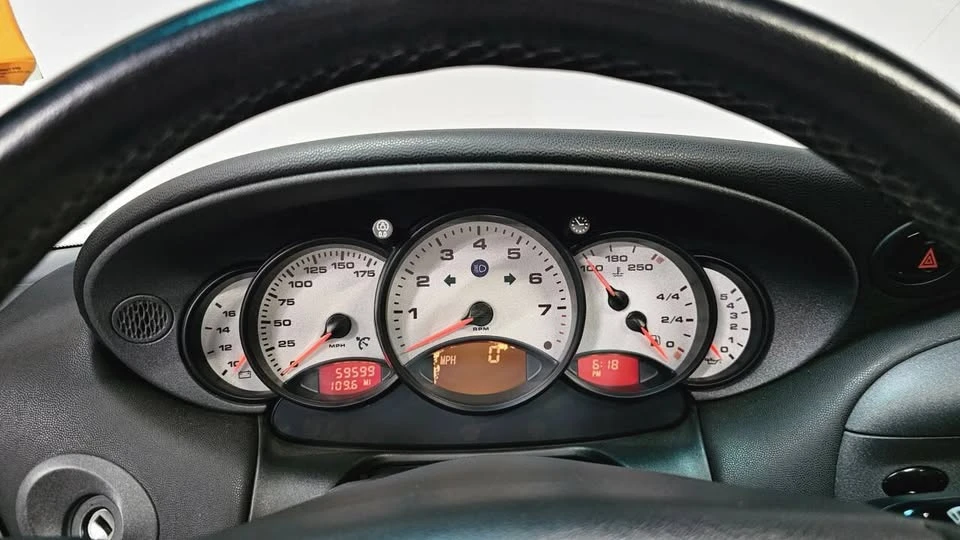 1999 Porsche 996 Carrera - Image 16 of 17