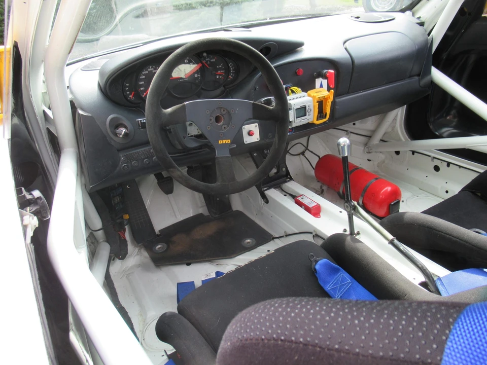 1999 Porsche 996 GT3 - Image 22 of 31