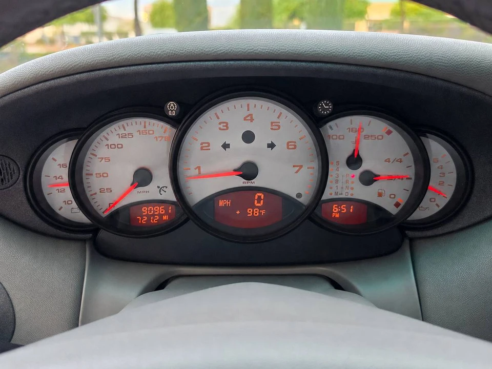 1999 Porsche 996 Carrera - Image 23 of 24