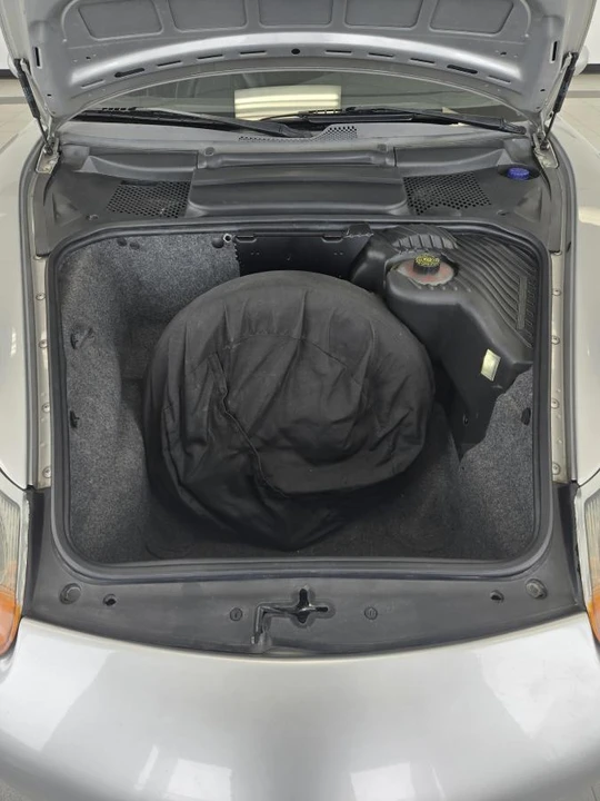 1999 Porsche 996 Carrera - Image 9 of 10