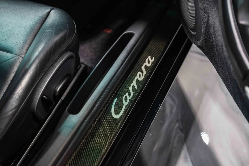 1999 Porsche 996 Carrera - Image 12 of 20