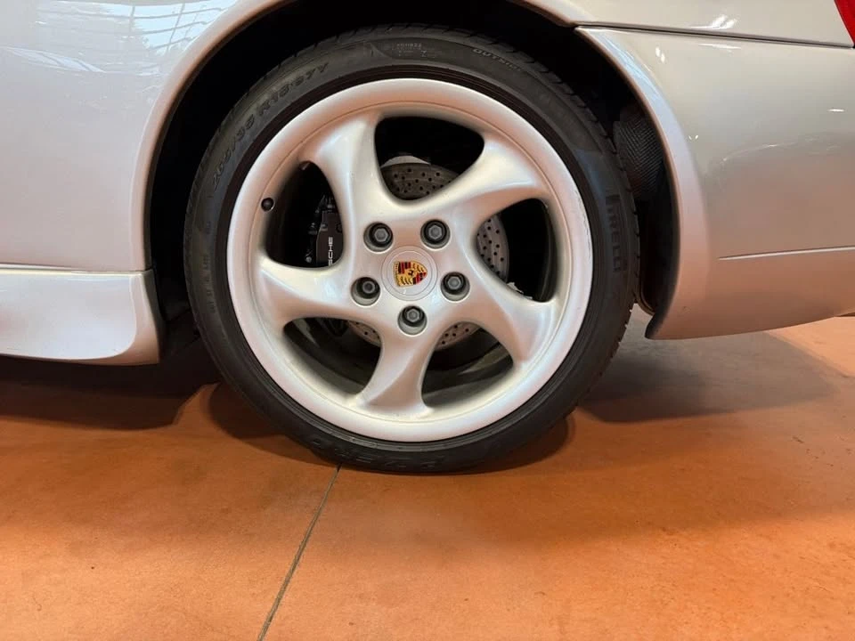 1999 Porsche 996 Carrera - Image 17 of 20