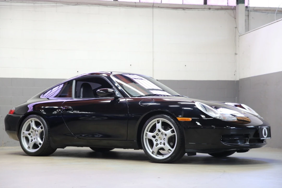1999 Porsche 996 Carrera - Image 22 of 31