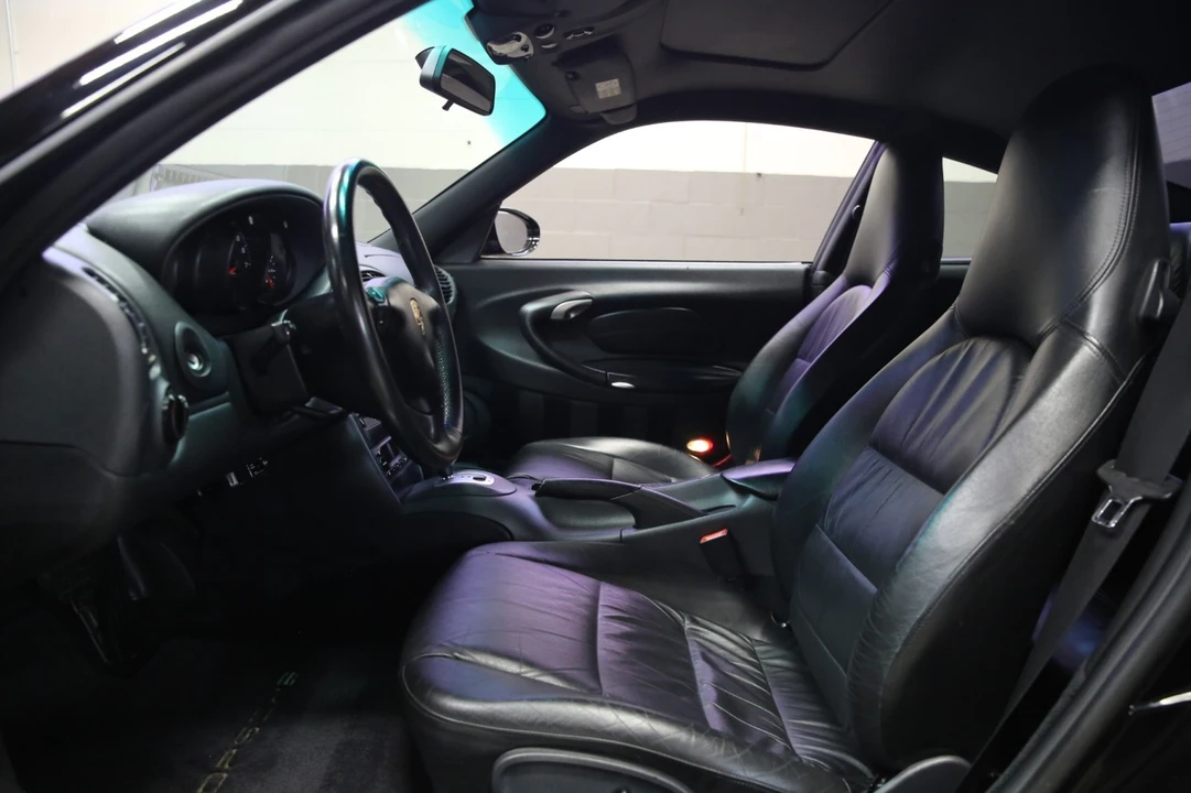 1999 Porsche 996 Carrera - Image 25 of 31