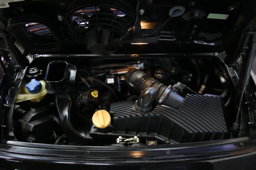 1999 Porsche 996 Carrera - Image 7 of 31
