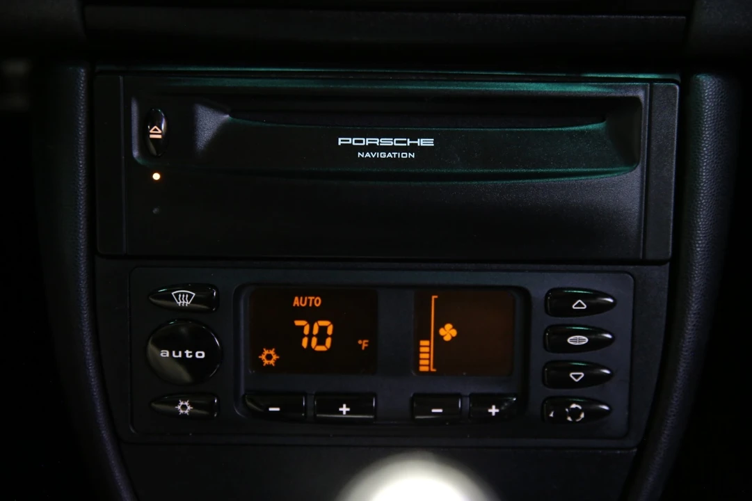 1999 Porsche 996 Carrera - Image 20 of 31