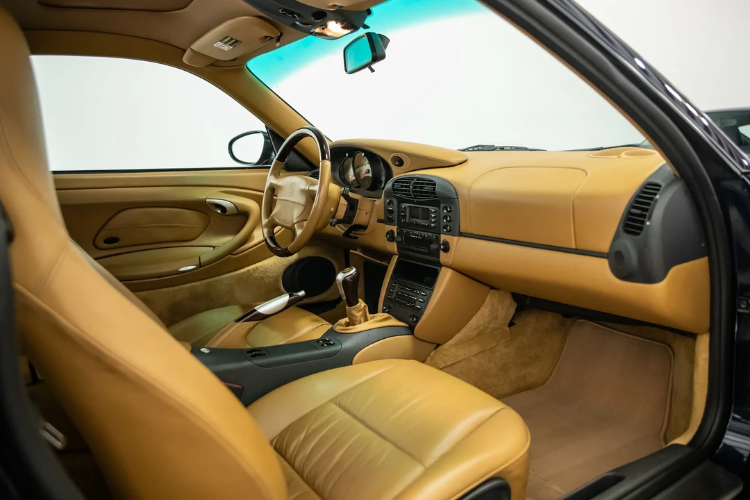 1999 Porsche 996 Carrera - Image 11 of 31