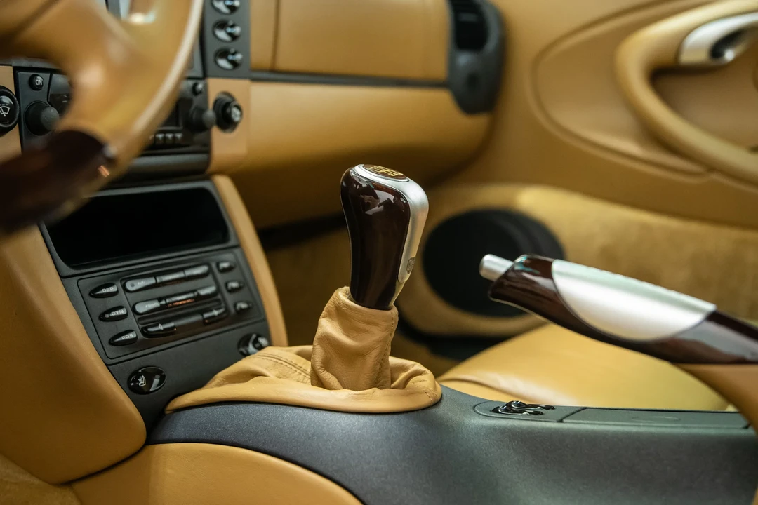 1999 Porsche 996 Carrera - Image 30 of 31
