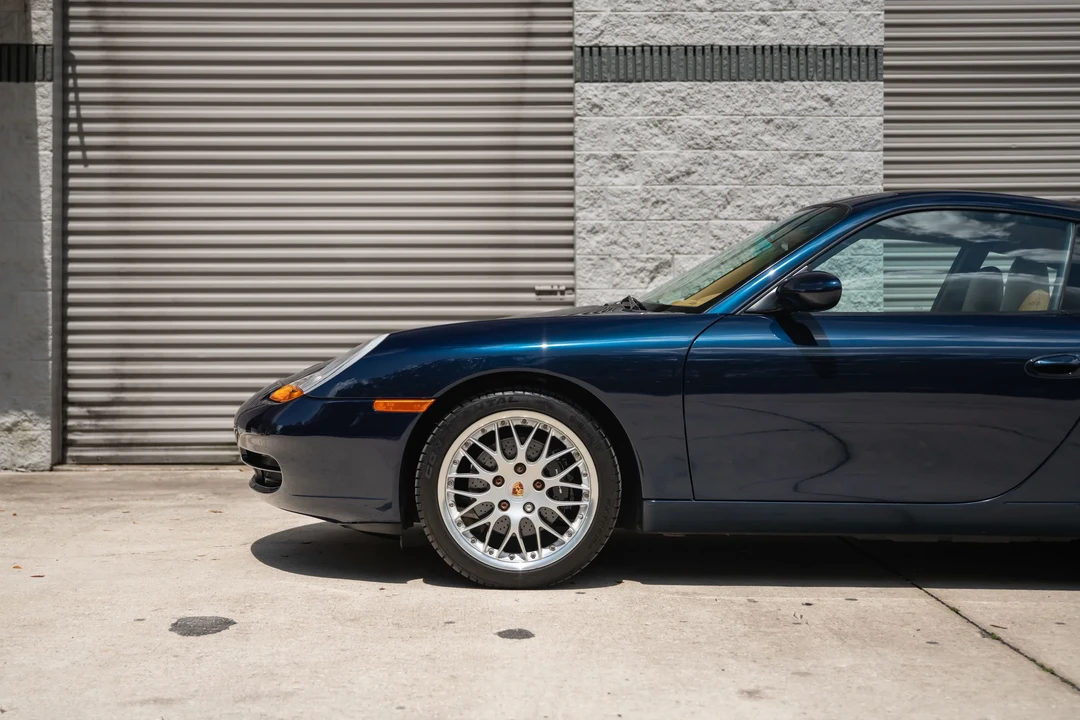 1999 Porsche 996 Carrera - Image 16 of 31