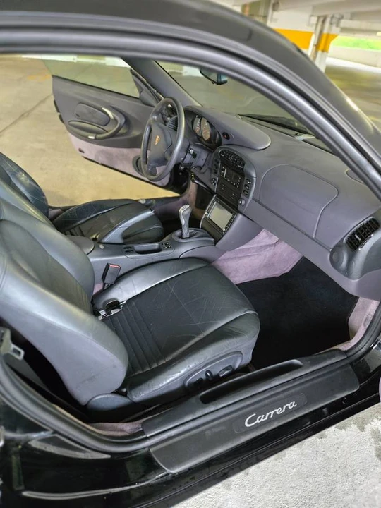 1999 Porsche 996 Carrera - Image 11 of 24