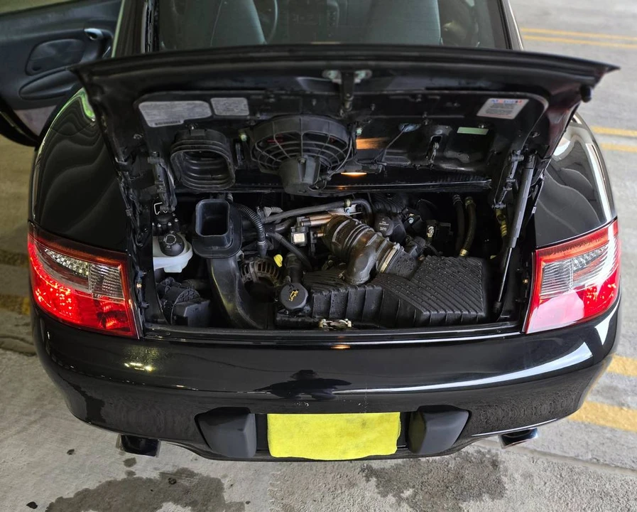 1999 Porsche 996 Carrera - Image 21 of 24