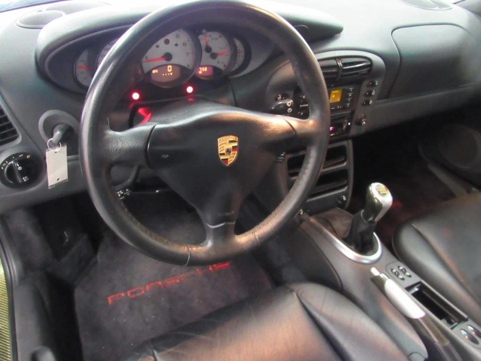1999 Porsche 996 Carrera - Image 9 of 21