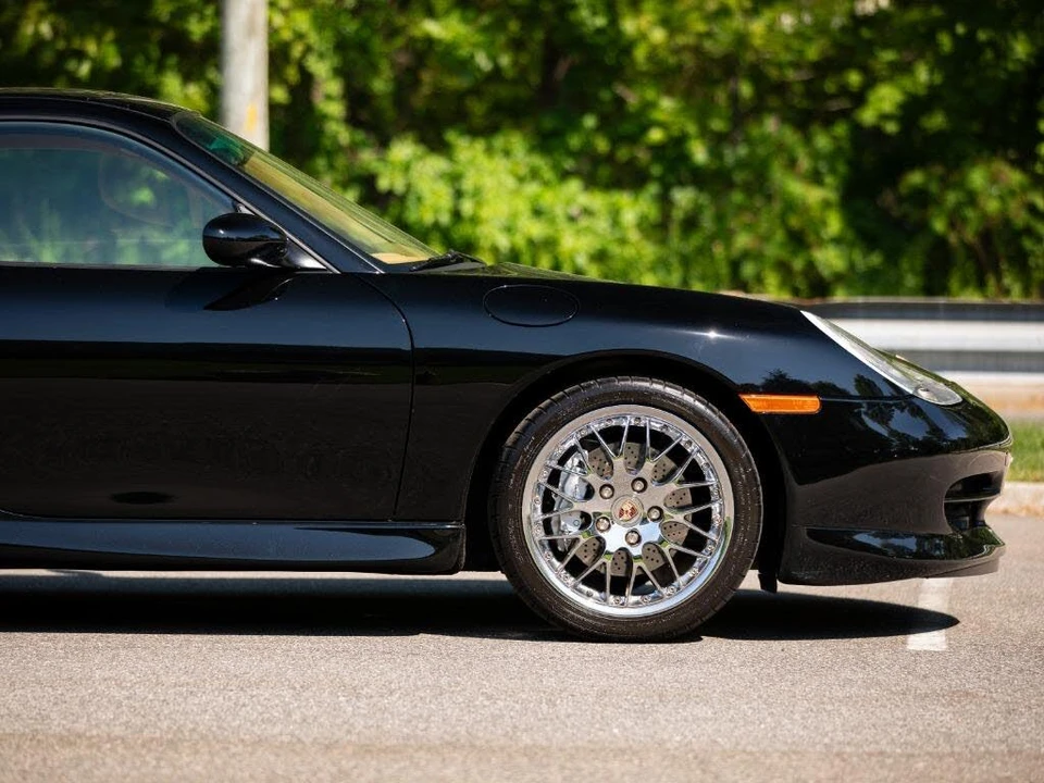 1999 Porsche 996 Carrera - Image 25 of 31