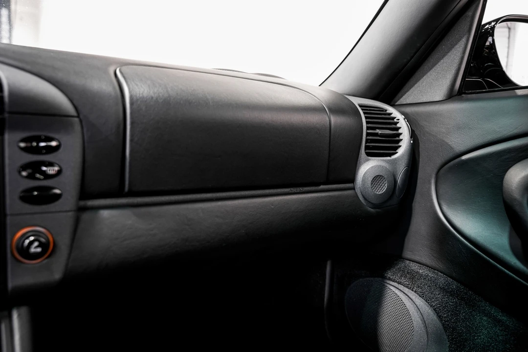 1999 Porsche 996 Carrera - Image 16 of 21