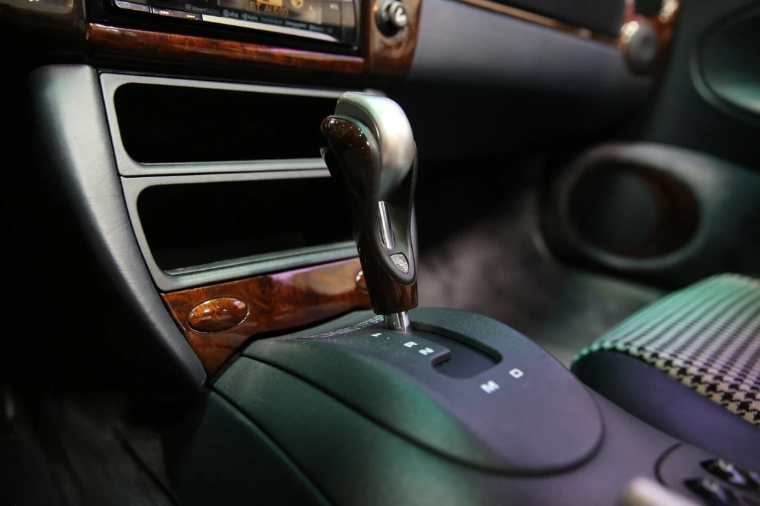 1999 Porsche 996 Carrera - Image 8 of 31