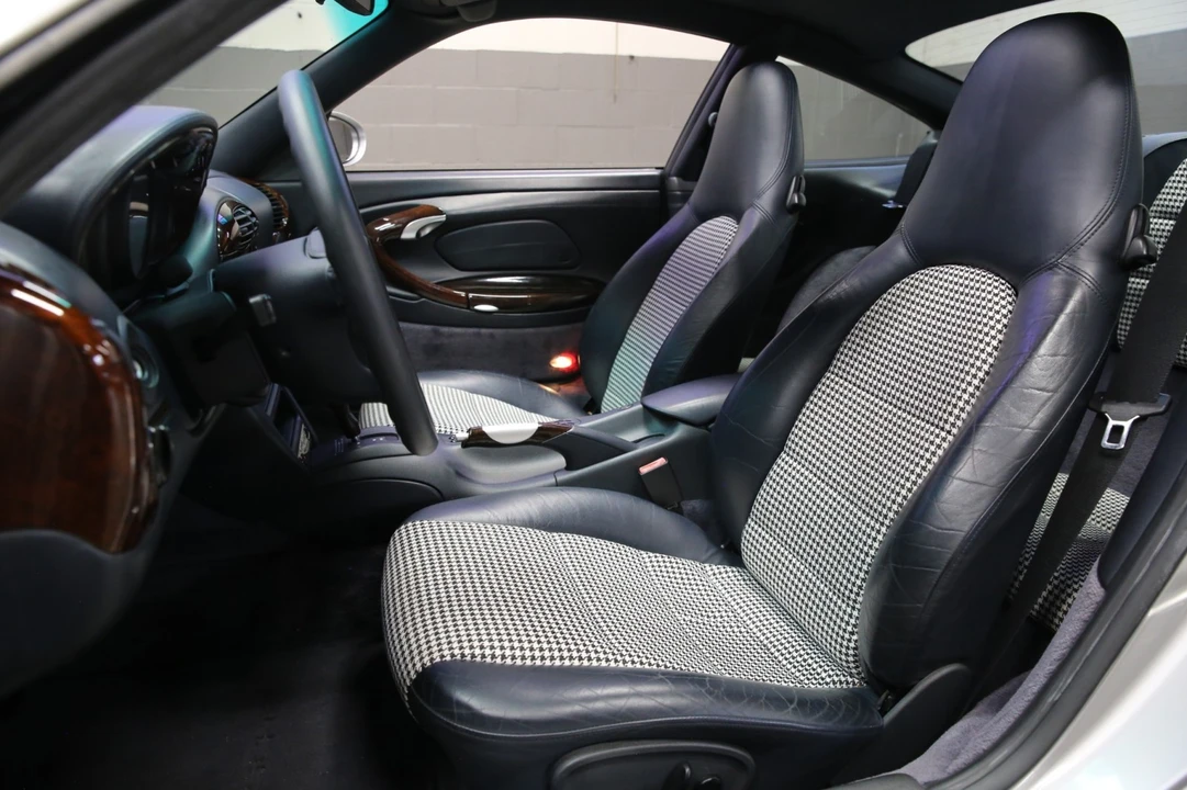 1999 Porsche 996 Carrera - Image 11 of 31