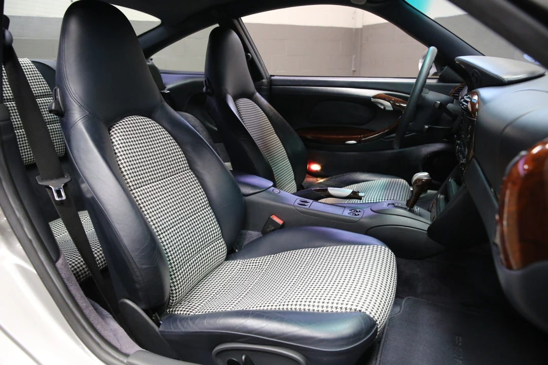 1999 Porsche 996 Carrera - Image 14 of 31