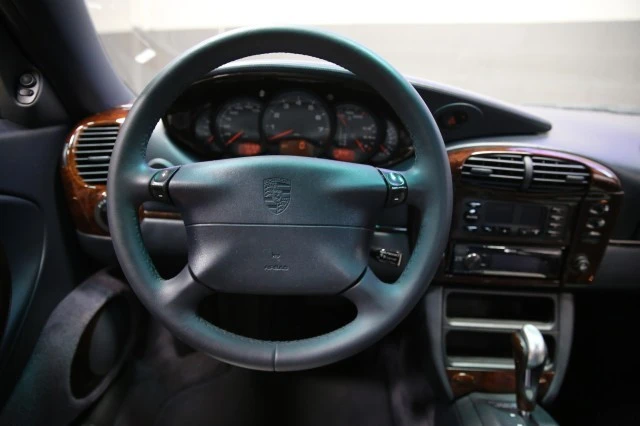 1999 Porsche 996 Carrera - Image 21 of 24
