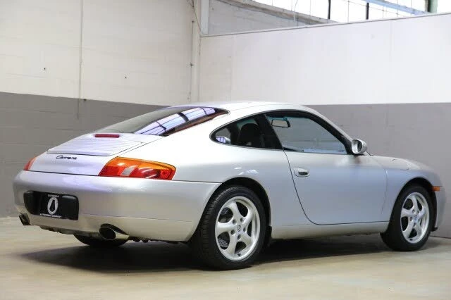 1999 Porsche 996 Carrera - Image 17 of 31