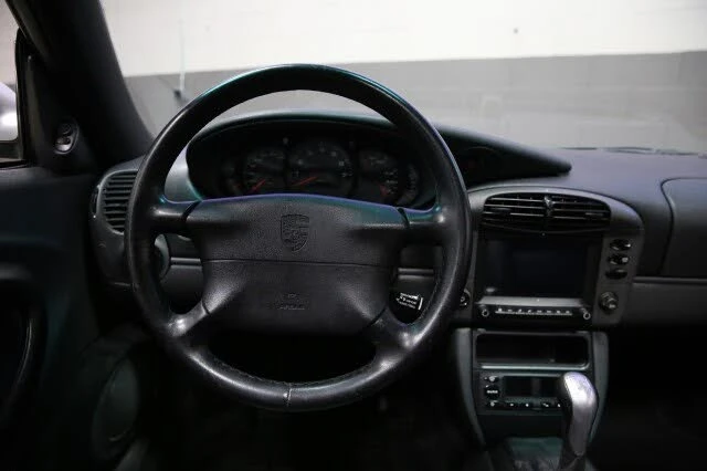 1999 Porsche 996 Carrera - Image 23 of 31